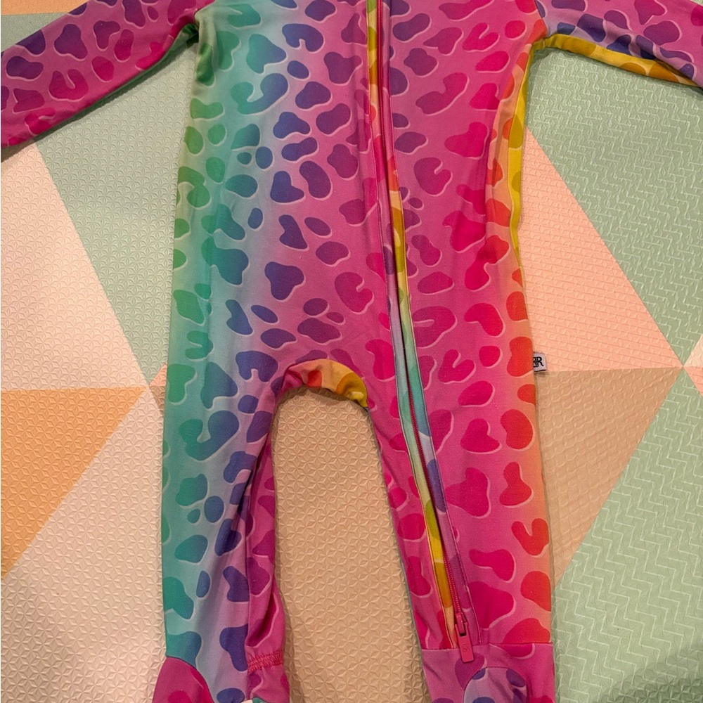 Bums & Roses Bright Rainbow Heart Print One-Piece Zipper Romper